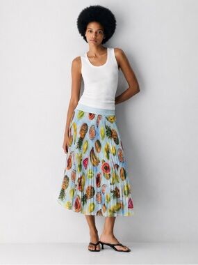 Wilfred Pleated / Twirl Pleated Skirt Fruit Print Skirt, woman’s M